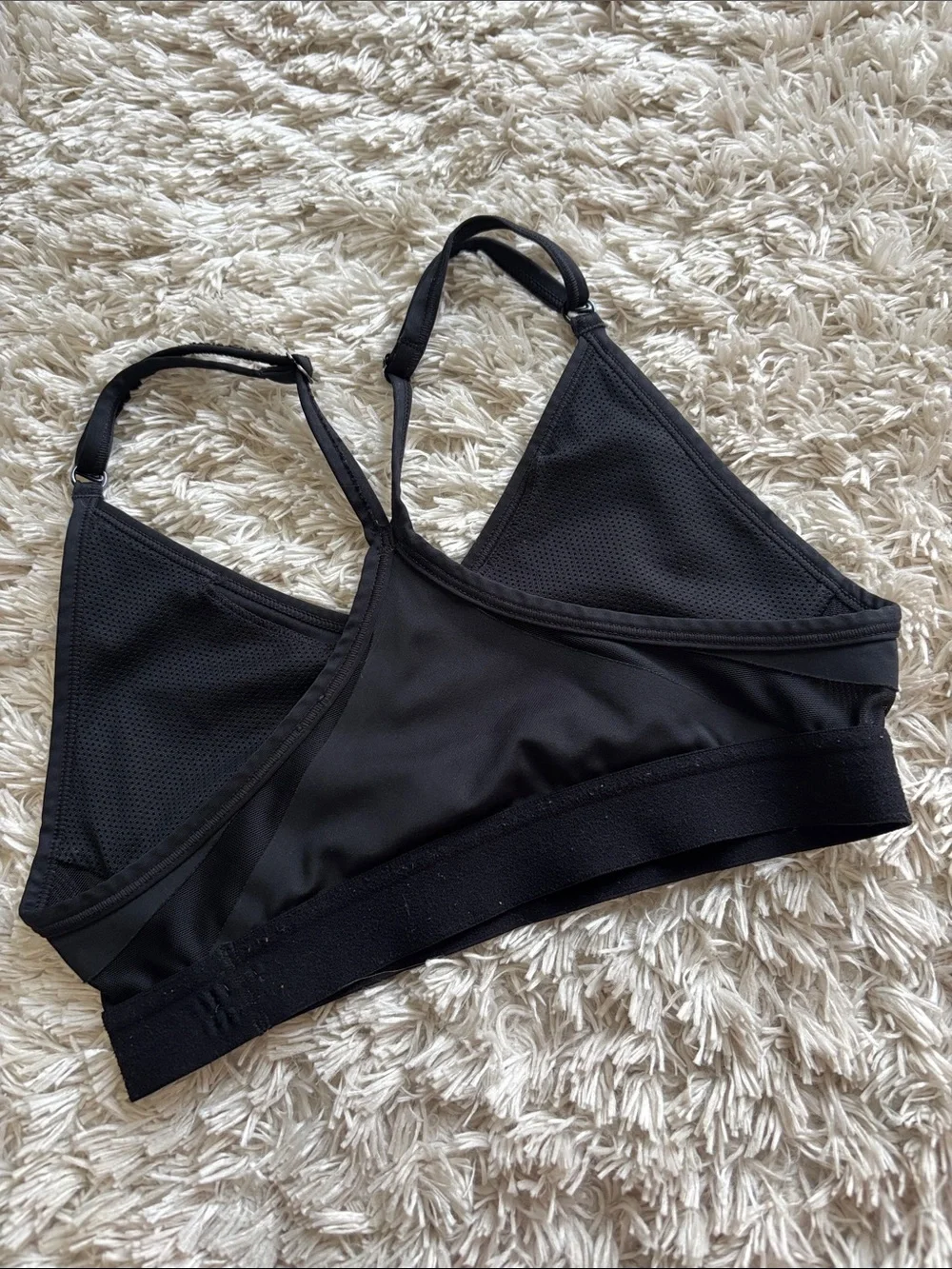 Nike Women's Dual-Pack Strappy Sports Bras in White & Black XS